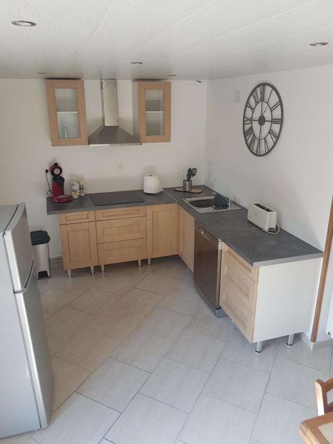 Gite Des Jardiniers Fumay Exterior foto