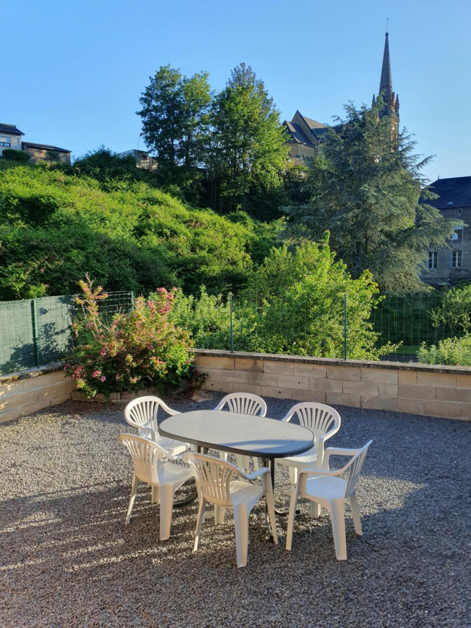 Gite Des Jardiniers Fumay Quarto foto