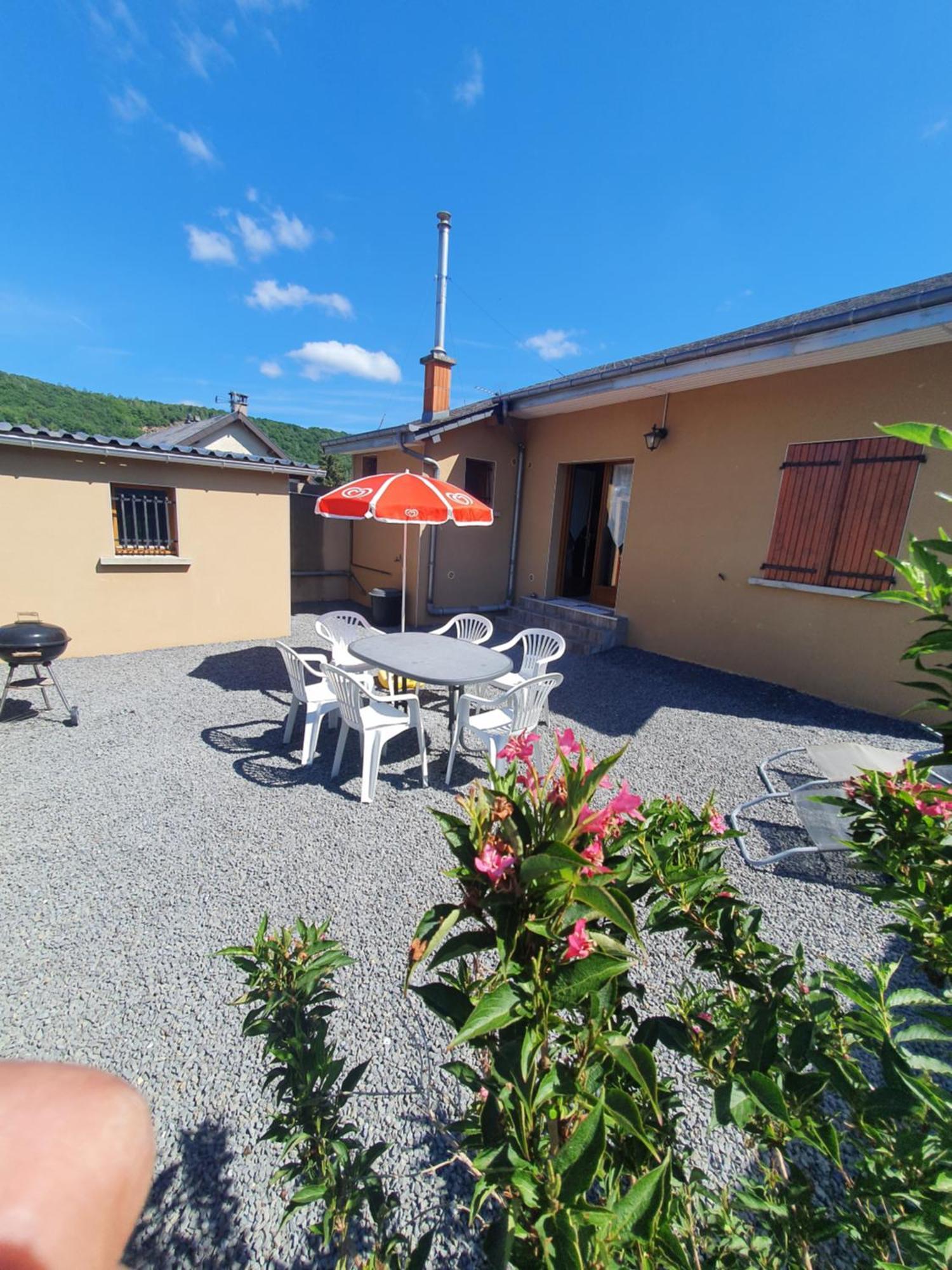 Gite Des Jardiniers Fumay Quarto foto